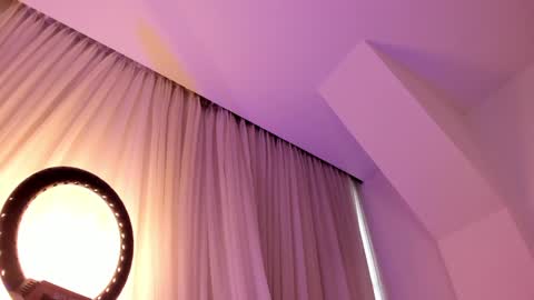 Snapshot of victoria_vallejo chatting on February 1, 2025, 2:34 pm victoria  online show from February 1, 2025, 2:34 pm