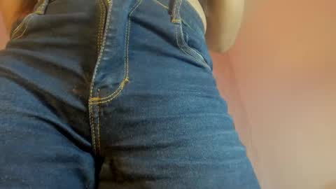 Snapshot of victoriaa_millers chatting on October 19, 2025, 7:25 pm Victoria Sofia online show from October 19, 2025, 7:25 pm