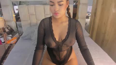 Snapshot of victoriaagray chatting on October 2, 2025, 11:06 am VICTORIA online show from October 2, 2025, 11:06 am