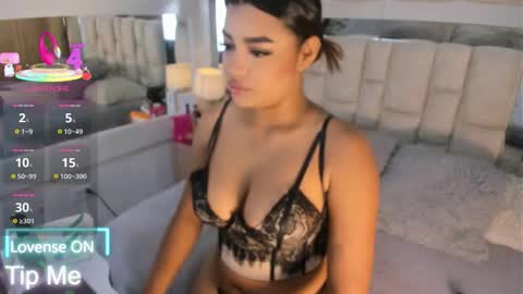 Snapshot of victoriaagray chatting on October 8, 2025, 11:08 am VICTORIA online show from October 8, 2025, 11:08 am