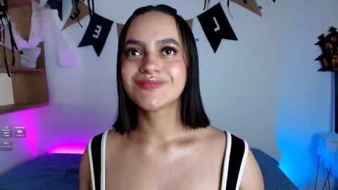 Victoria online show from October 14, 2025, 6:42 pm