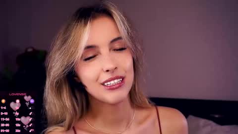 Anasteisha  Day Helen  Night online show from September 23, 2025, 7:28 pm