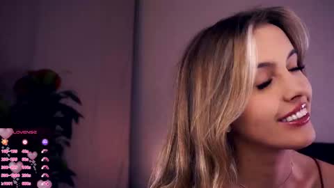 Anasteisha  Day Helen  Night online show from October 5, 2025, 7:23 pm