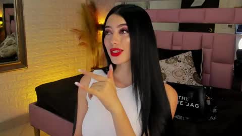 VICTORIA online show from February 5, 2025, 2:29 am