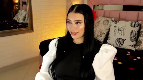 VICTORIA online show from February 16, 2025, 3:04 am