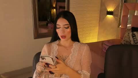 VICTORIA online show from March 11, 2025, 10:42 pm