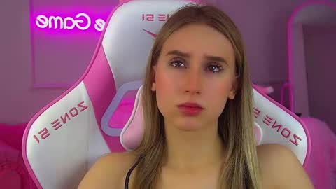 Victoria online show from November 22, 2025, 6:23 am