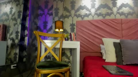 Snapshot of victoriaqueen_fg_ chatting on November 13, 2025, 12:48 pm victoriaqueen_fg_ online show from November 13, 2025, 12:48 pm