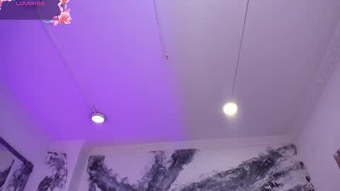 victoriasanz_ online show from December 3, 2025, 5:48 am