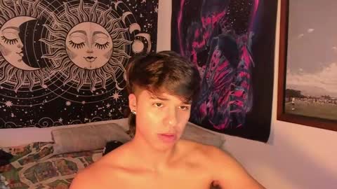 Victorino Jhonson online show from December 10, 2024, 6:06 pm