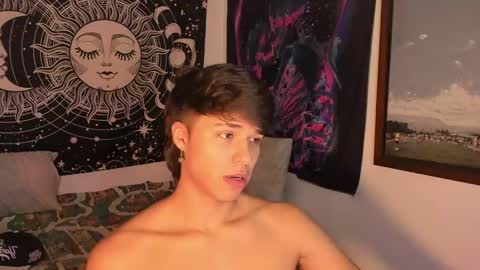 Victorino Jhonson online show from December 11, 2024, 9:12 pm