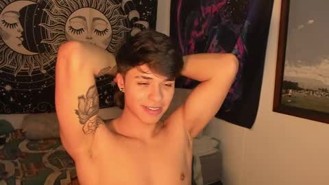 Victorino Jhonson online show from December 13, 2024, 6:05 pm