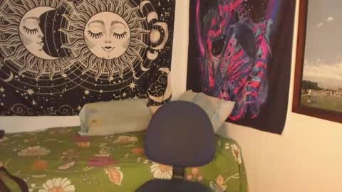 Victorino Jhonson online show from February 13, 2025, 11:47 pm