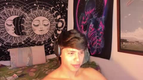 Victorino Jhonson online show from March 12, 2025, 8:52 pm