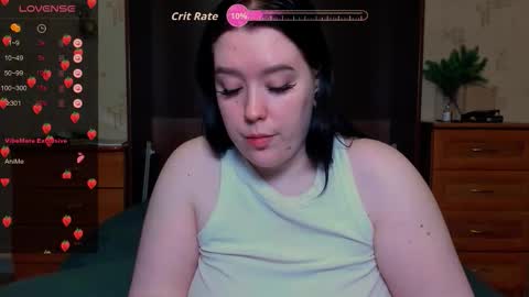 Snapshot of viesica_ chatting on November 13, 2025, 2:49 pm viesica_ online show from November 13, 2025, 2:49 pm