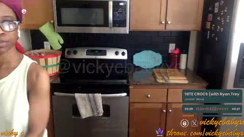 Vicky C Vicky V - Vicky C Baby Baby Vee - Schoolgurl V - V the Qween of Edging - Miss Vicky if U Nasty online show from October 18, 2025, 4:52 pm