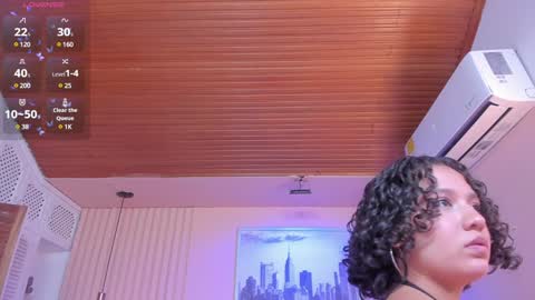 Viiolett online show from January 23, 2025, 2:33 am