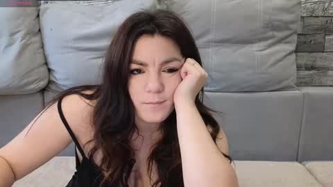 Snapshot of vika_loves_you chatting on October 6, 2025, 2:20 am follow my fansly online show from October 6, 2025, 2:20 am