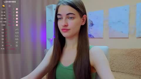 Snapshot of vikiberry chatting on November 13, 2025, 10:03 am vikiberry online show from November 13, 2025, 10:03 am