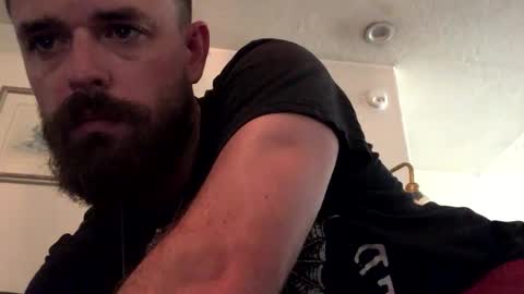 Snapshot of vikinyourpuss chatting on October 5, 2025, 8:18 pm Vikinyourpuss online show from October 5, 2025, 8:18 pm