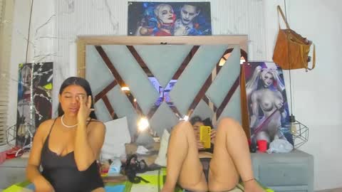 Snapshot of vikitomson chatting on December 29, 2024, 4:19 pm vikiTomson online show from December 29, 2024, 4:19 pm