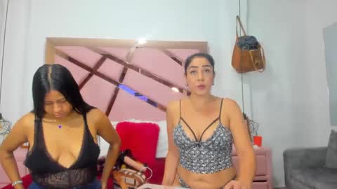 Snapshot of vikitomson chatting on January 29, 2025, 1:07 pm vikiTomson online show from January 29, 2025, 1:07 pm