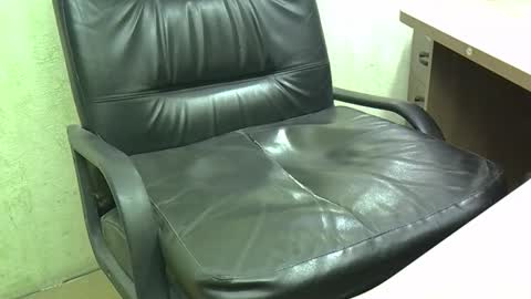 viknik16cm online show from December 22, 2025, 10:01 am