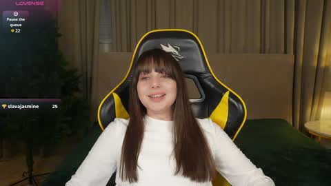 Snapshot of viktoria_storm chatting on December 14, 2024, 11:01 pm Alisa online show from December 14, 2024, 11:01 pm