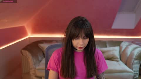 Snapshot of viktoria_storm chatting on December 21, 2024, 7:27 pm Alisa online show from December 21, 2024, 7:27 pm