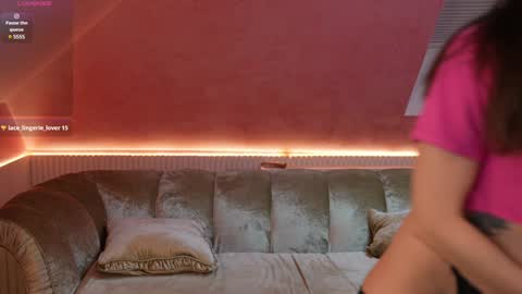 Snapshot of viktoria_storm chatting on December 21, 2024, 10:30 pm Alisa online show from December 21, 2024, 10:30 pm