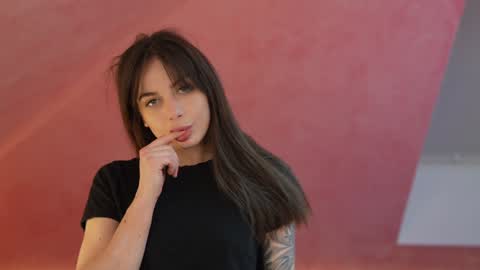 Snapshot of viktoria_storm chatting on January 24, 2025, 2:07 am Alisa online show from January 24, 2025, 2:07 am