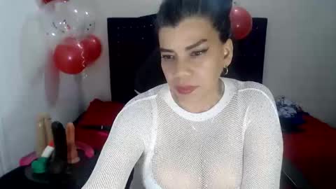 Snapshot of vikyadams chatting on February 14, 2025, 8:37 pm VIKY ADAMS online show from February 14, 2025, 8:37 pm
