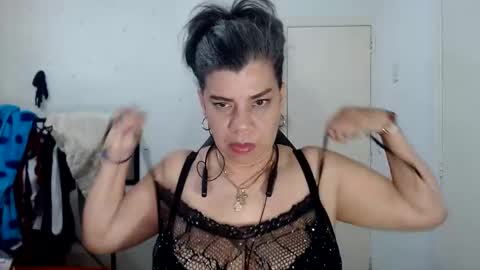Snapshot of vikyadams chatting on February 27, 2025, 2:32 pm VIKY ADAMS online show from February 27, 2025, 2:32 pm