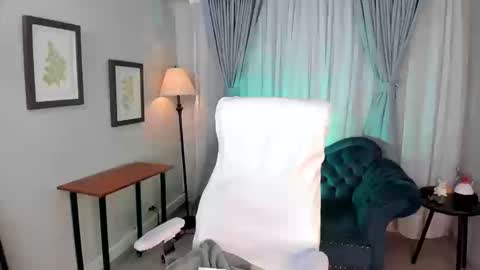 Victoria online show from September 23, 2025, 10:35 pm