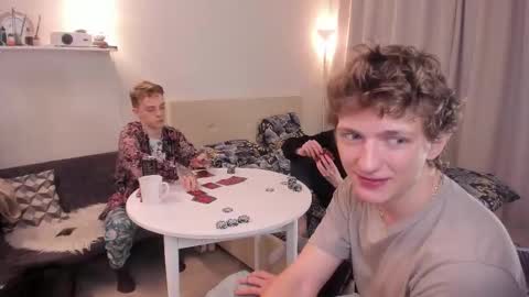 Snapshot of vince__dice chatting on October 24, 2025, 8:49 pm Dimoooooon online show from October 24, 2025, 8:49 pm