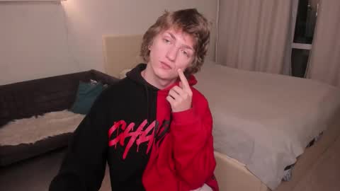 Snapshot of vince__dice chatting on November 16, 2025, 4:29 am Dimoooooon online show from November 16, 2025, 4:29 am