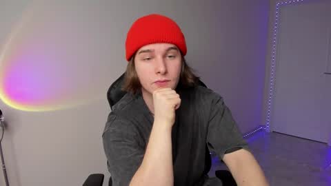 Vincent Strong online show from March 2, 2025, 1:05 pm