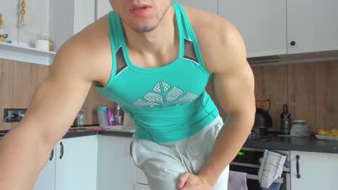 Vincent.  uncut 18cm online show from February 6, 2025, 8:50 am