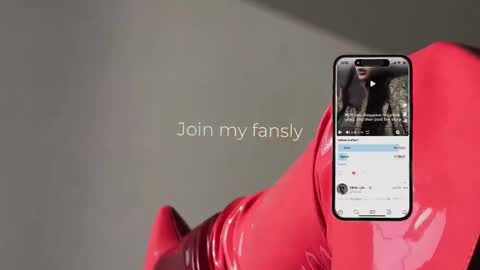 Snapshot of vinylstore chatting on November 17, 2025, 4:13 pm Diva Silvia online show from November 17, 2025, 4:13 pm