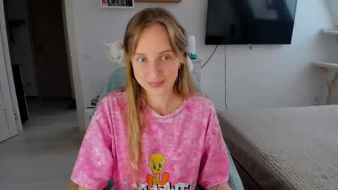 Snapshot of violet_blue_eyes chatting on September 11, 2025, 1:55 pm Violet online show from September 11, 2025, 1:55 pm