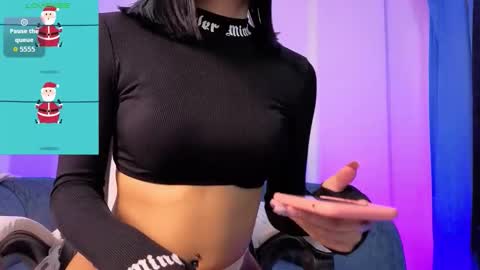 violet_jhonson online show from November 24, 2025, 1:00 pm