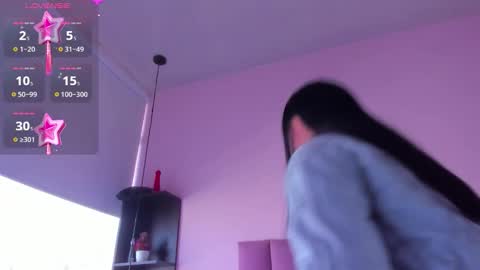 Snapshot of violet_myerrs chatting on September 22, 2025, 12:51 pm violet online show from September 22, 2025, 12:51 pm