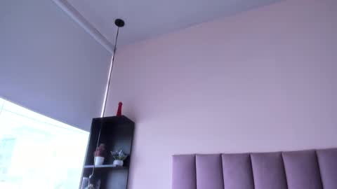 Snapshot of violet_myerrs chatting on November 29, 2025, 1:47 pm violet online show from November 29, 2025, 1:47 pm