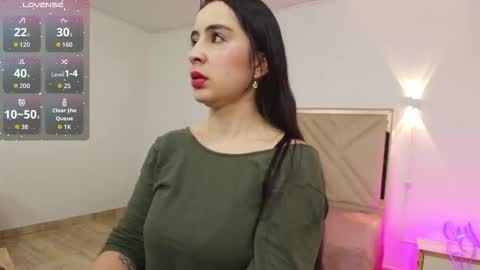 violet_tay1 online show from October 28, 2025, 11:58 am