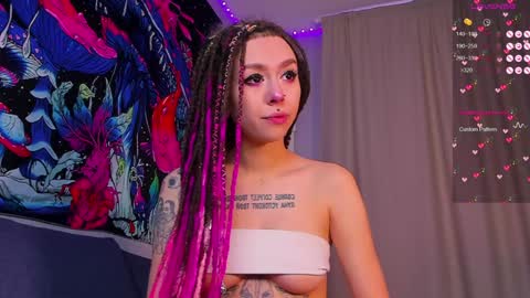 Violet online show from February 7, 2025, 6:56 am