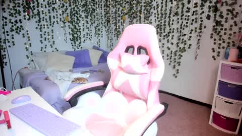 Violeta online show from September 20, 2025, 3:35 pm