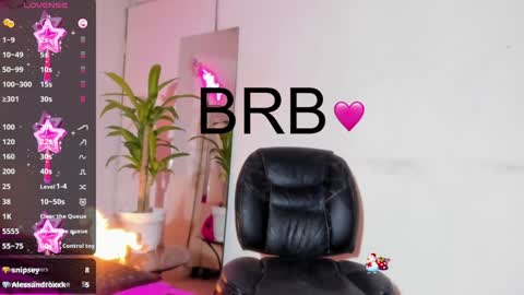 Snapshot of violeta_prince chatting on January 19, 2025, 11:21 pm Violeta Princess Please help me with your thumbs up its important online show from January 19, 2025, 11:21 pm