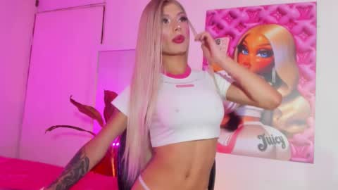 Snapshot of violeta_prince chatting on September 26, 2025, 5:17 pm Violeta Princess Please help me with your thumbs up its important online show from September 26, 2025, 5:17 pm