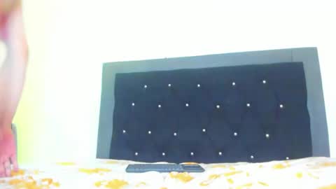 Snapshot of violetadumsper chatting on November 21, 2025, 5:06 am VioletaDums online show from November 21, 2025, 5:06 am