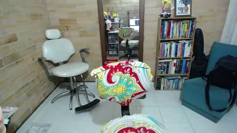 Violeta Gmez online show from September 15, 2025, 2:22 am